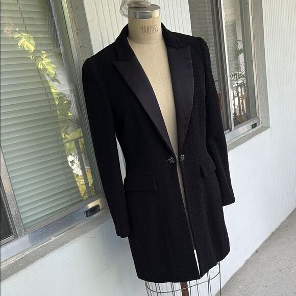 Chanel wool evening  coat - Picture 1 of 9